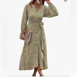 Pretty Garden wrap around dress